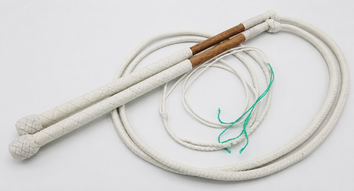 Australian Stock Whip - Grey and White Nylon Para-Cord -12 Plait 5 Ft