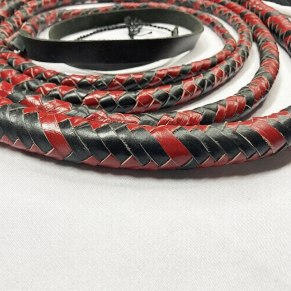 Bullwhip – Red & Black Australian Style Kangaroo Hide Leather 16 Plait 12ft