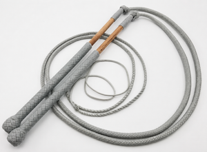 Australian Stock Whip - Grey and White Nylon Para-Cord -12 Plait  5 Ft